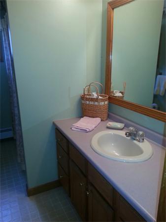 13 Mayfield Road Auburn, MA 01501 - Photo 18 of 20 Gallery Image 18