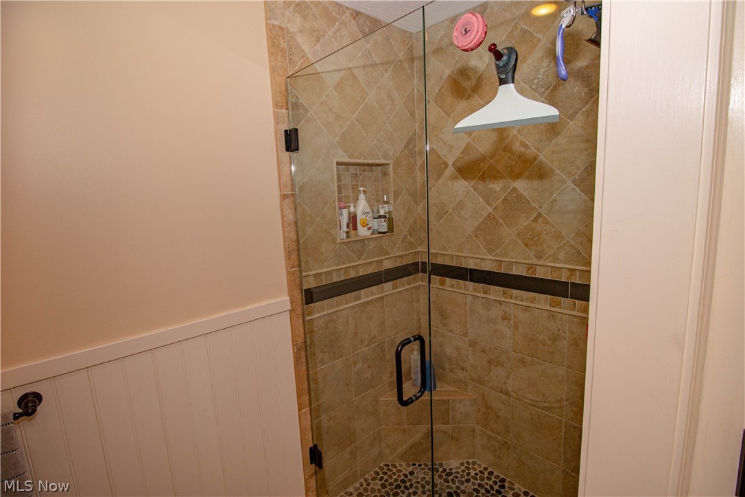 4073 Huffman Road Medina, OH 44256 - Photo 13 of 30 Owners suite bath