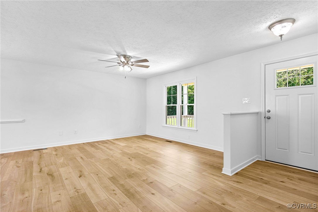 5809 Plaster Lane Quinton, VA 23141 - Photo 11 of 46 Gallery Image 11