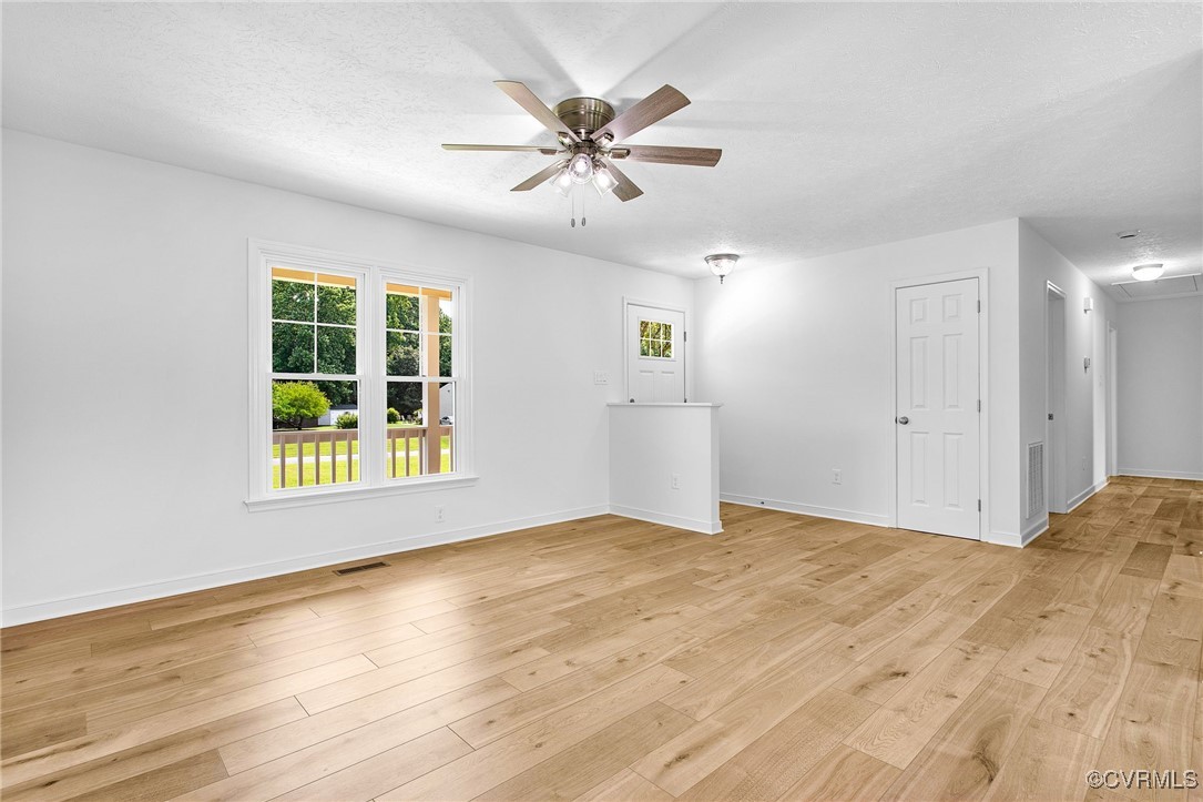 5809 Plaster Lane Quinton, VA 23141 - Photo 12 of 46 Gallery Image 12
