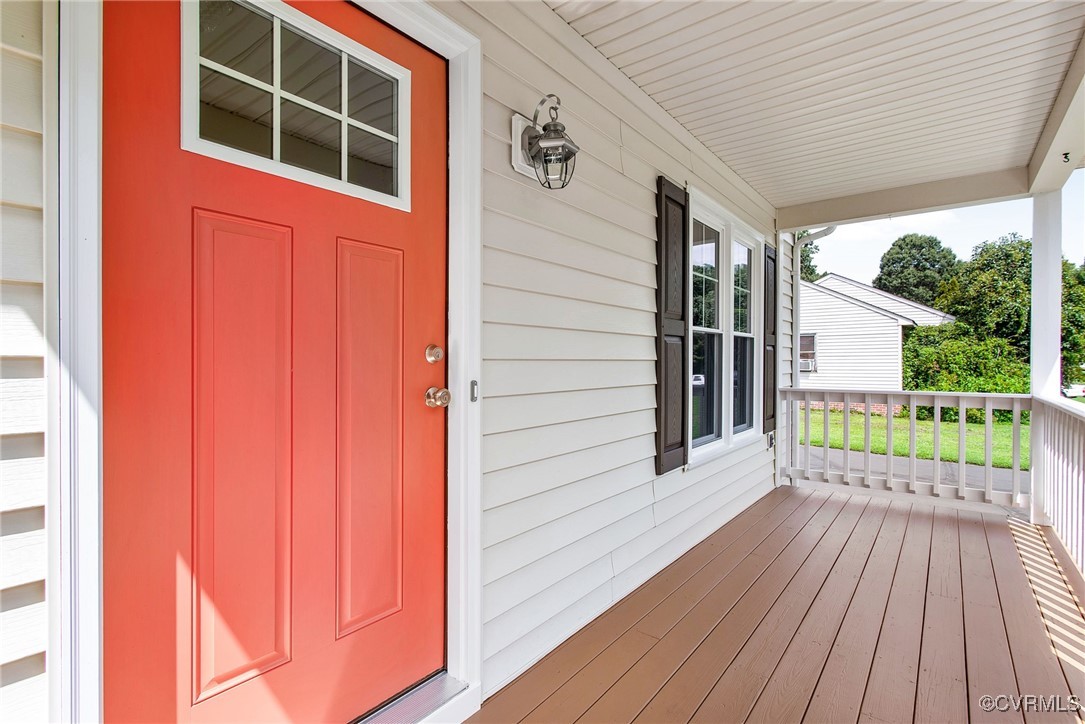 5809 Plaster Lane Quinton, VA 23141 - Photo 9 of 46 Gallery Image 9