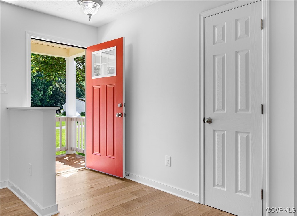 5809 Plaster Lane Quinton, VA 23141 - Photo 10 of 46 Gallery Image 10