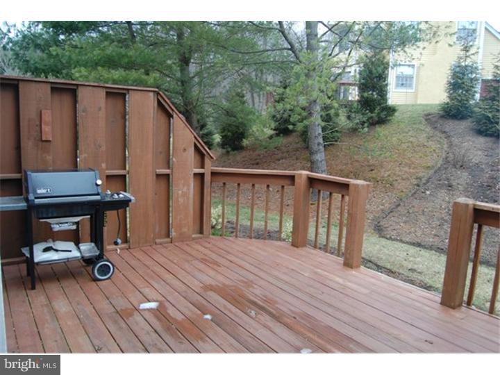 48 Southampton Parish Road Landenberg, PA 19350 - Photo 15 of 22 Deck
