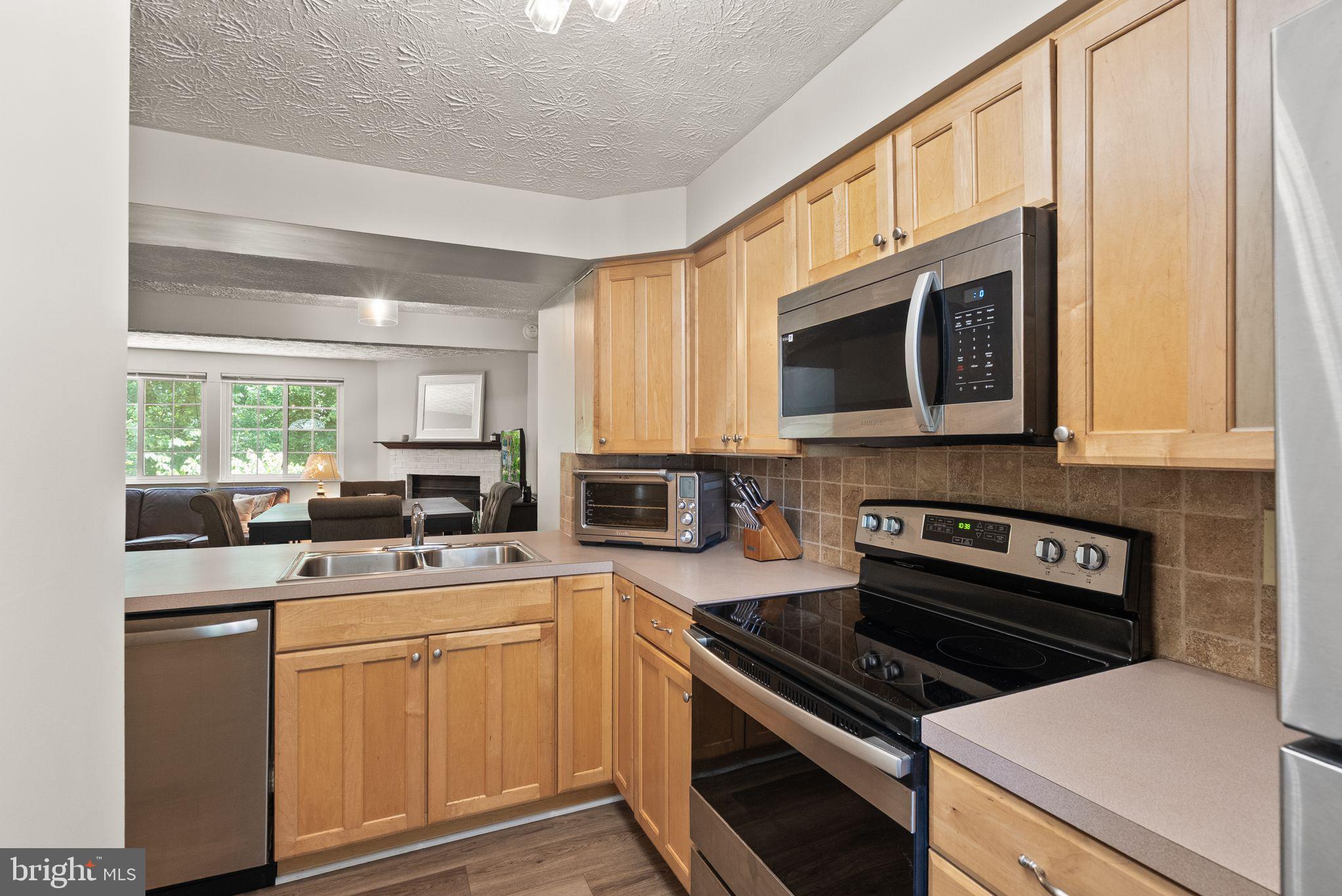 8337 Windfall Road Springfield, VA 22153 - Photo 6 of 45 Gallery Image 6