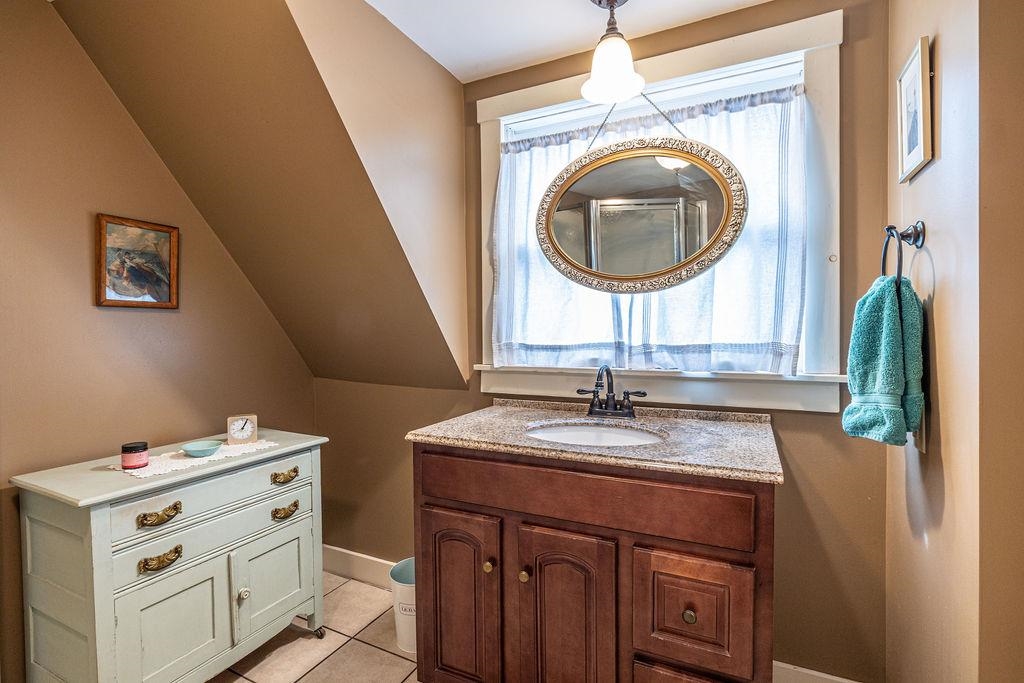 81 Warren Street Concord, NH 03301 - Photo 27 of 40