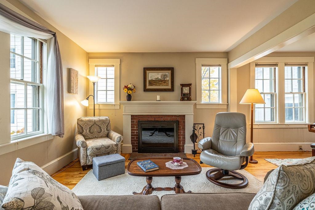 81 Warren Street Concord, NH 03301 - Photo 4 of 40