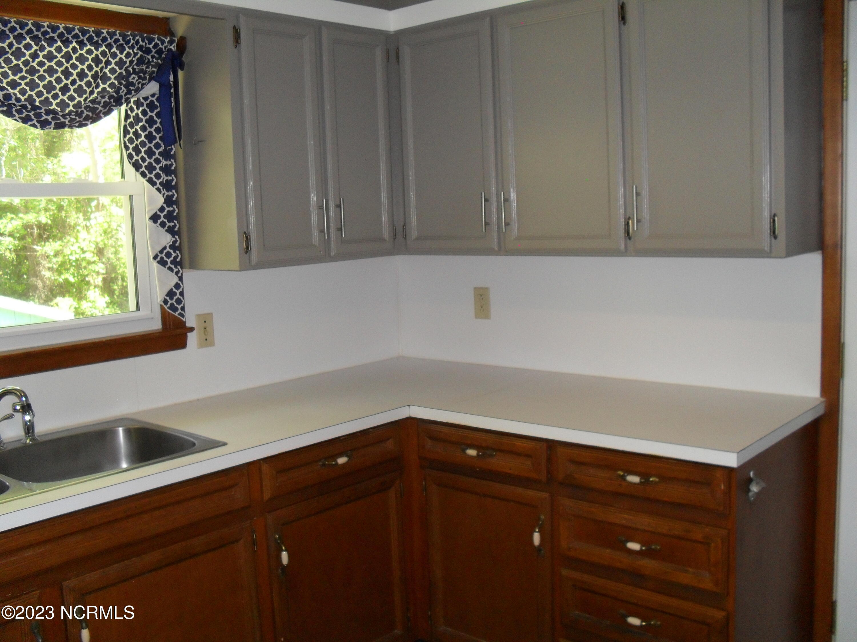 188 Tyree Road Kinston, NC 28504 - Photo 15 of 40 SDC14187