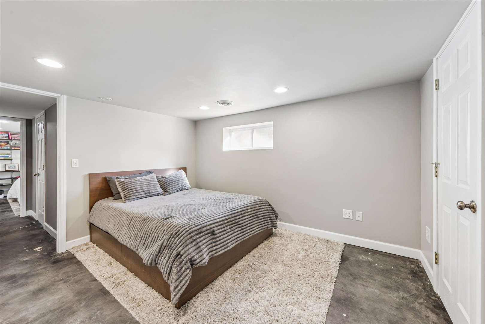 293 Illinois Street Elmhurst, IL 60126 - Photo 11 of 18
