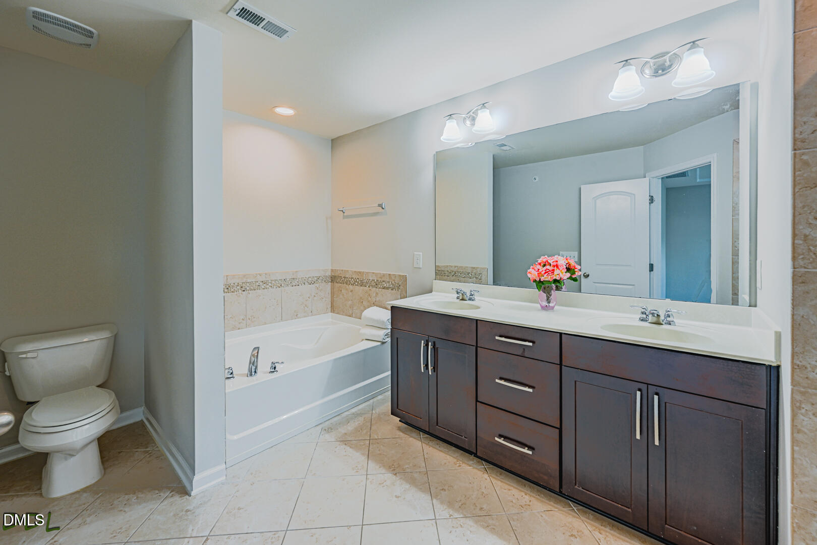 9331 Falkwood Road Raleigh, NC 27617 - Photo 21 of 35 26_master_Ba