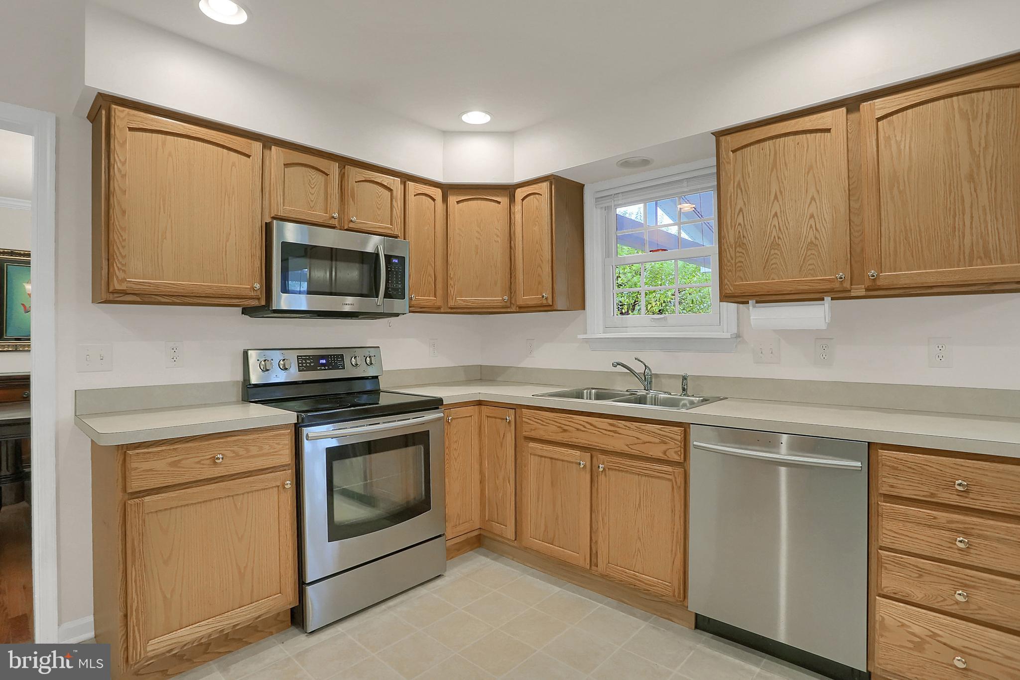 308 Summit View Carlisle, PA 17013 - Photo 15 of 51