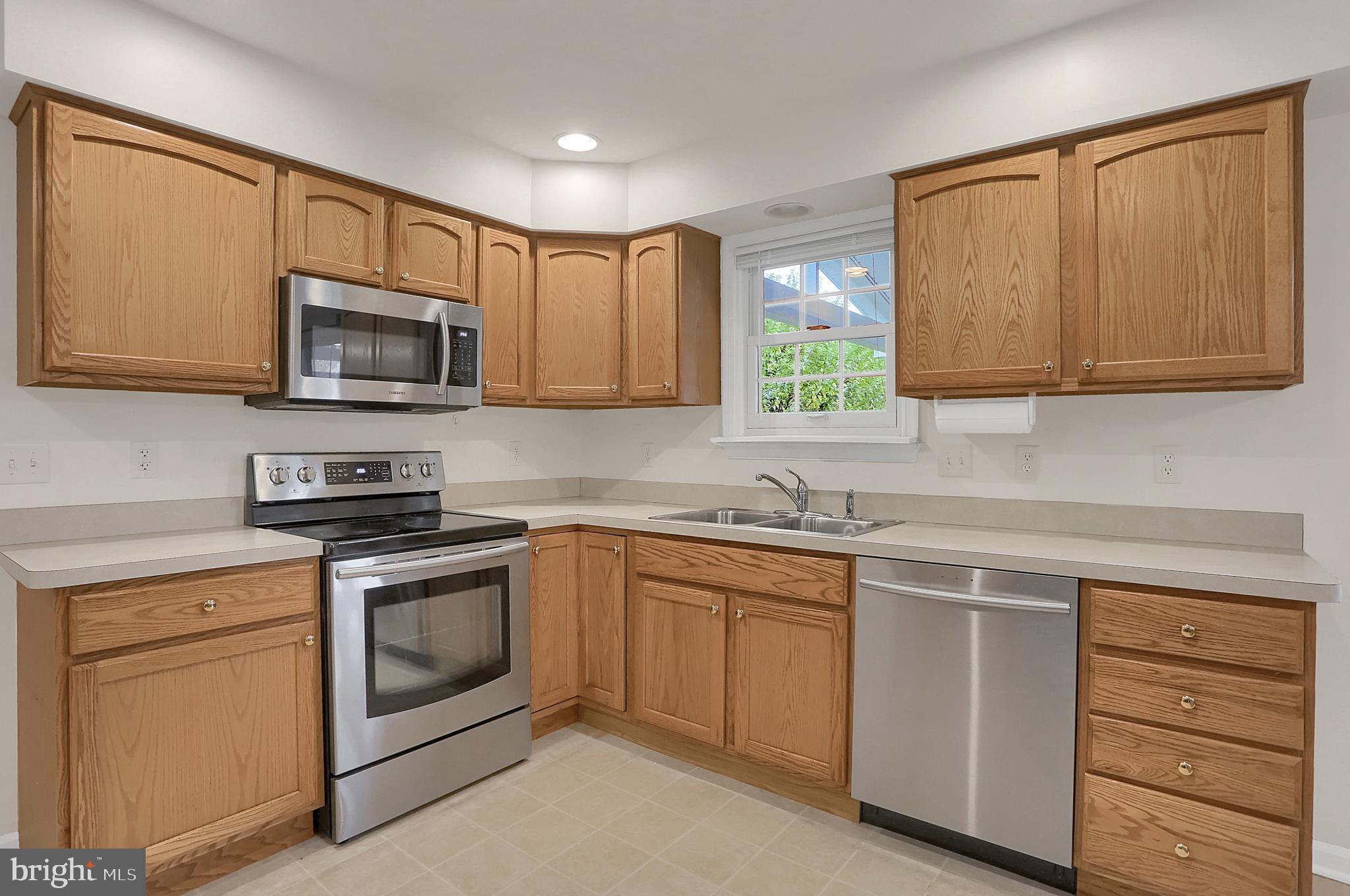 308 Summit View Carlisle, PA 17013 - Photo 16 of 51