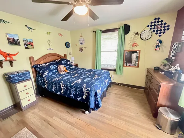 $199,500 | 525 Northeast Freeman Avenue, Topeka, KS 66616