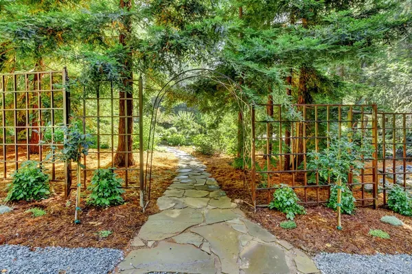 $3,999,999 | 13027 Robin Road, Nevada City, CA 95959
