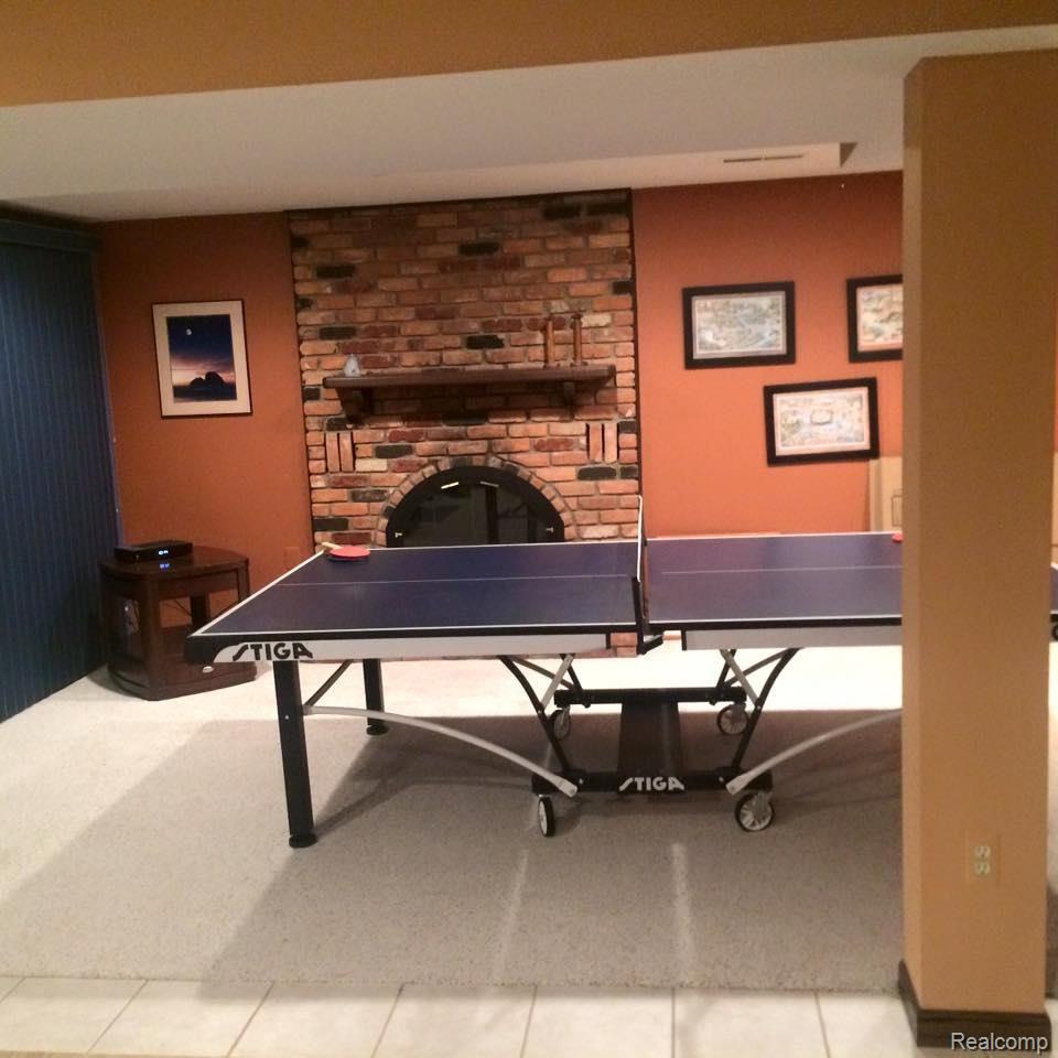211 Ridgemont Road Oxford, MI 48370 - Photo 10 of 33 10.jpg
