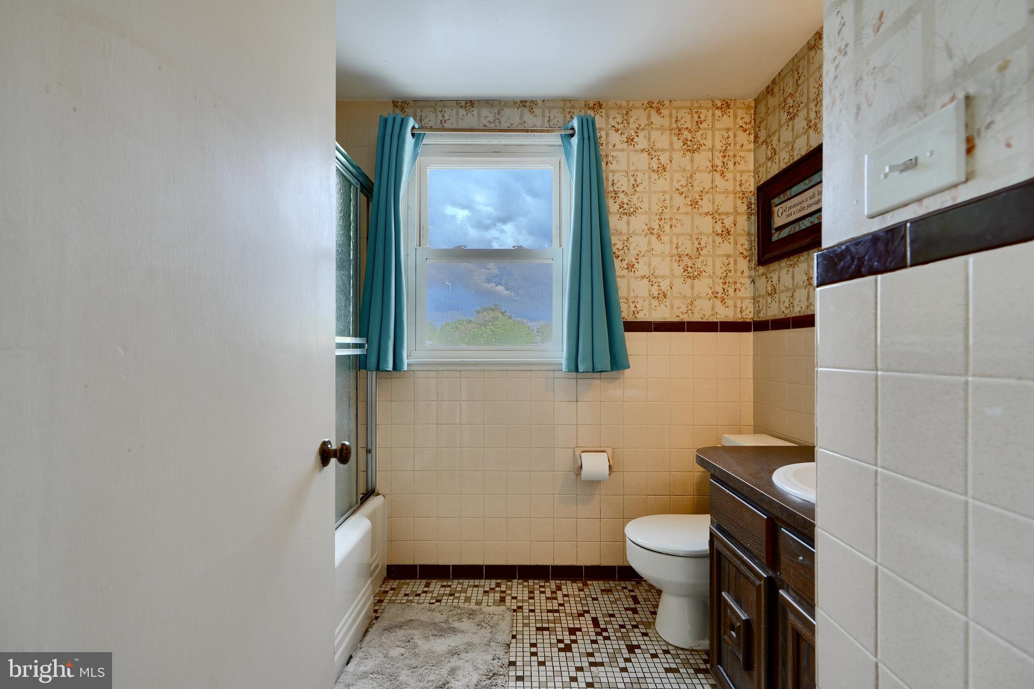 8203 Oakleigh Road Baltimore, MD 21234 - Photo 38 of 56