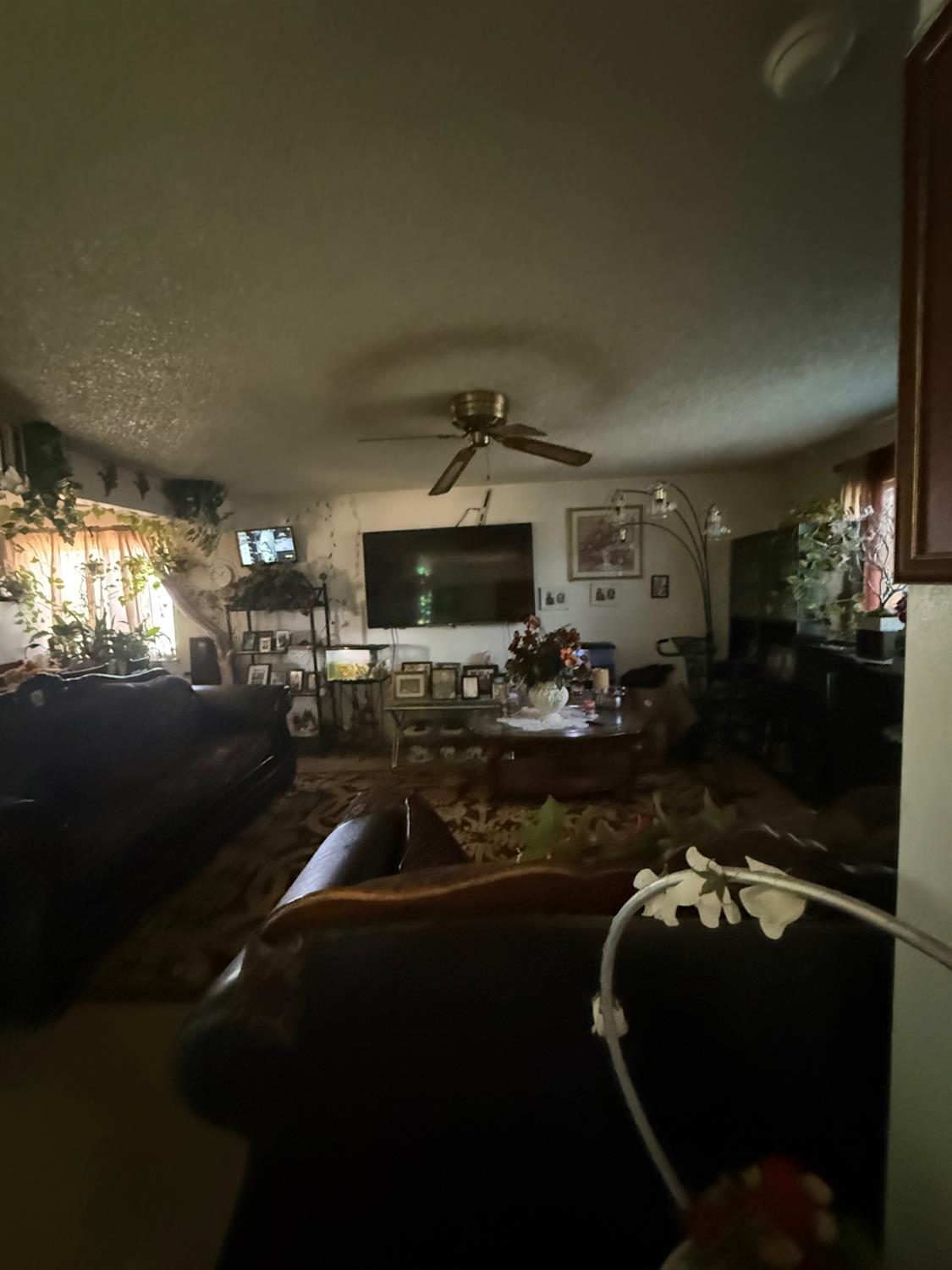 829 Ashlan Way Madera, CA 93638 - Photo 3 of 19