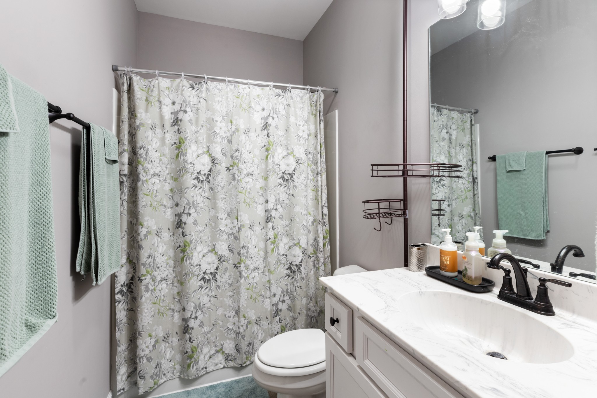 3006 Westcot Road White Bluff, TN 37187 - Photo 14 of 25 Hall bath for your guests.