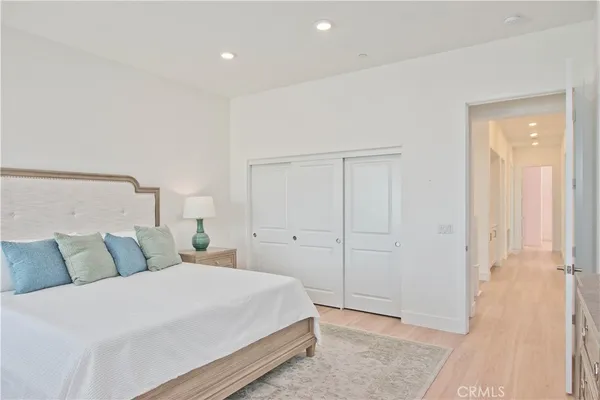 $1,030,000 | 27533 North Golden Currant Place, Valencia, CA 91381