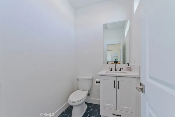 $1,030,000 | 27533 North Golden Currant Place, Valencia, CA 91381