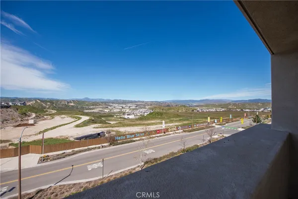 $1,030,000 | 27533 North Golden Currant Place, Valencia, CA 91381