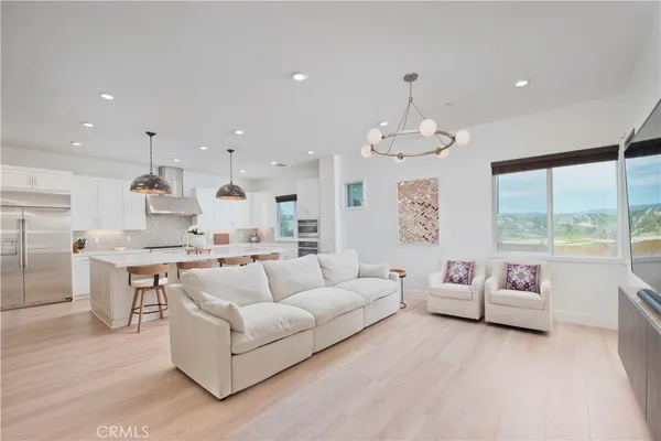 $1,030,000 | 27533 North Golden Currant Place, Valencia, CA 91381