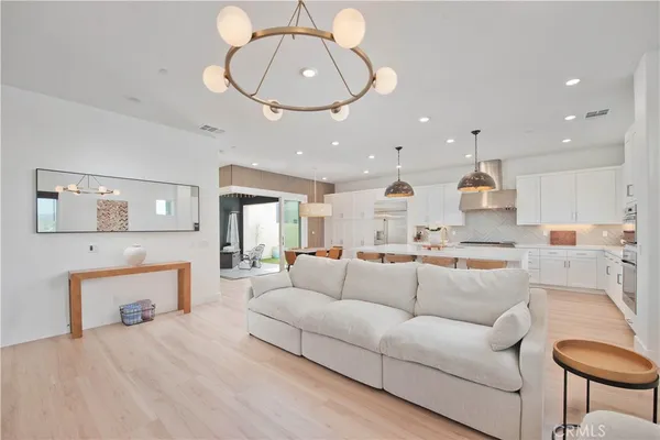 $1,030,000 | 27533 North Golden Currant Place, Valencia, CA 91381