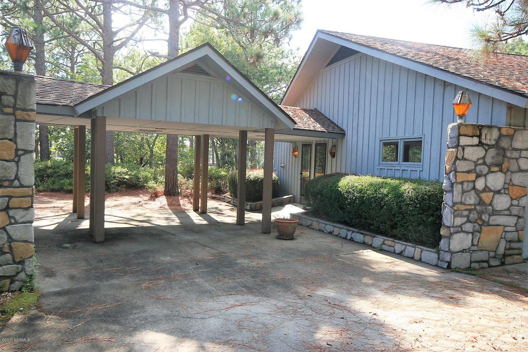 533 Oak Island Road Harrells, NC 28444 - Photo 3 of 44 Breezeway