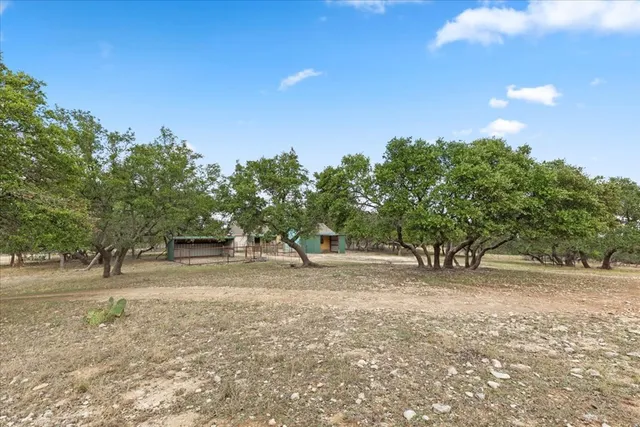 $749,500 | 300 Logans Way, Blanco, TX 78606