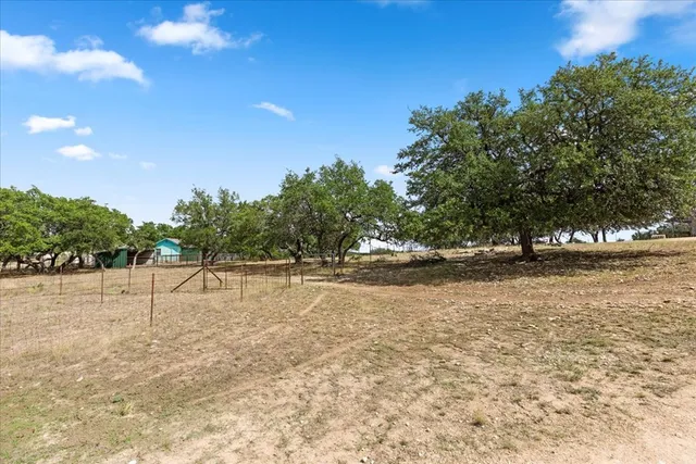 $749,500 | 300 Logans Way, Blanco, TX 78606