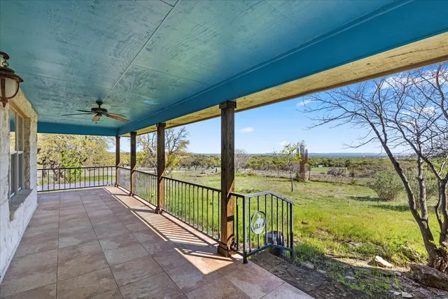 $749,500 | 300 Logans Way, Blanco, TX 78606