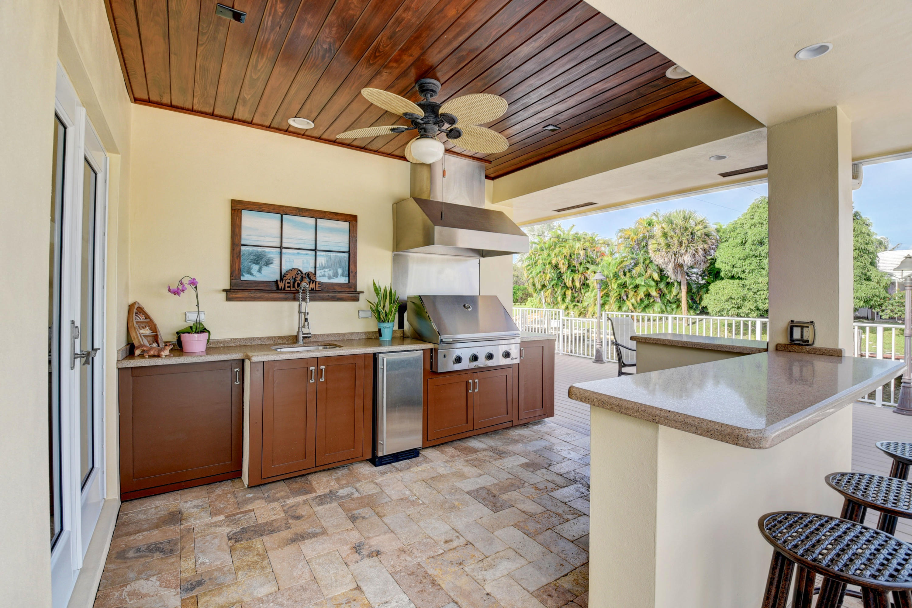 1160 Mulberry Way Boca Raton, FL 33486 - Photo 4 of 35 Summer kitchen