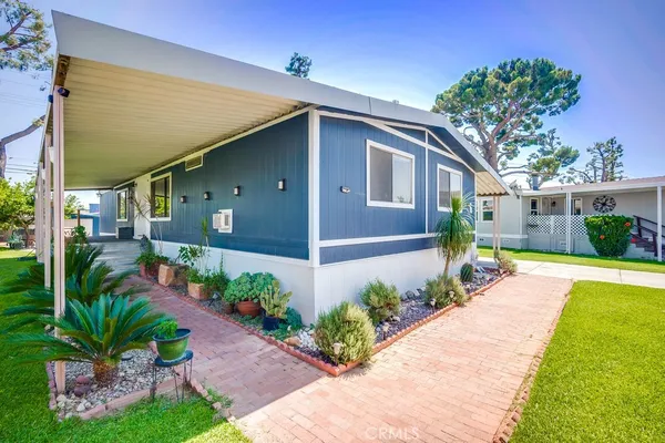 $215,000 | 17400 Valley Boulevard, Unit 6, Fontana, CA 92335