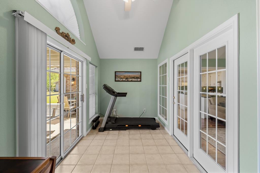 271 VZ County Road Canton, TX 75103 - Photo 33 of 40 a view of a room with gym equipment