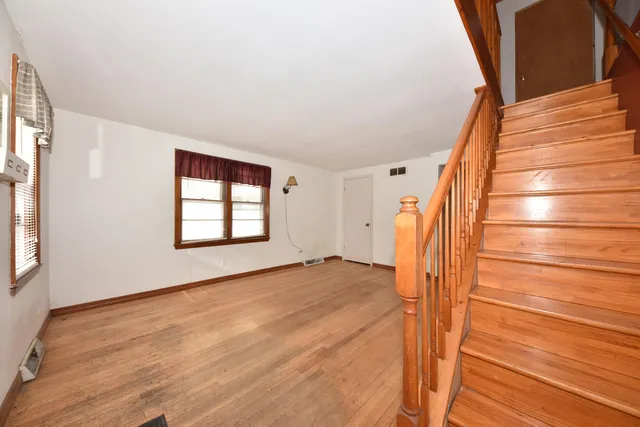 $165,000 | 4720 West Montrose Avenue, Milwaukee, WI 53219