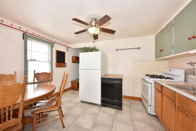 $165,000 | 4720 West Montrose Avenue, Milwaukee, WI 53219