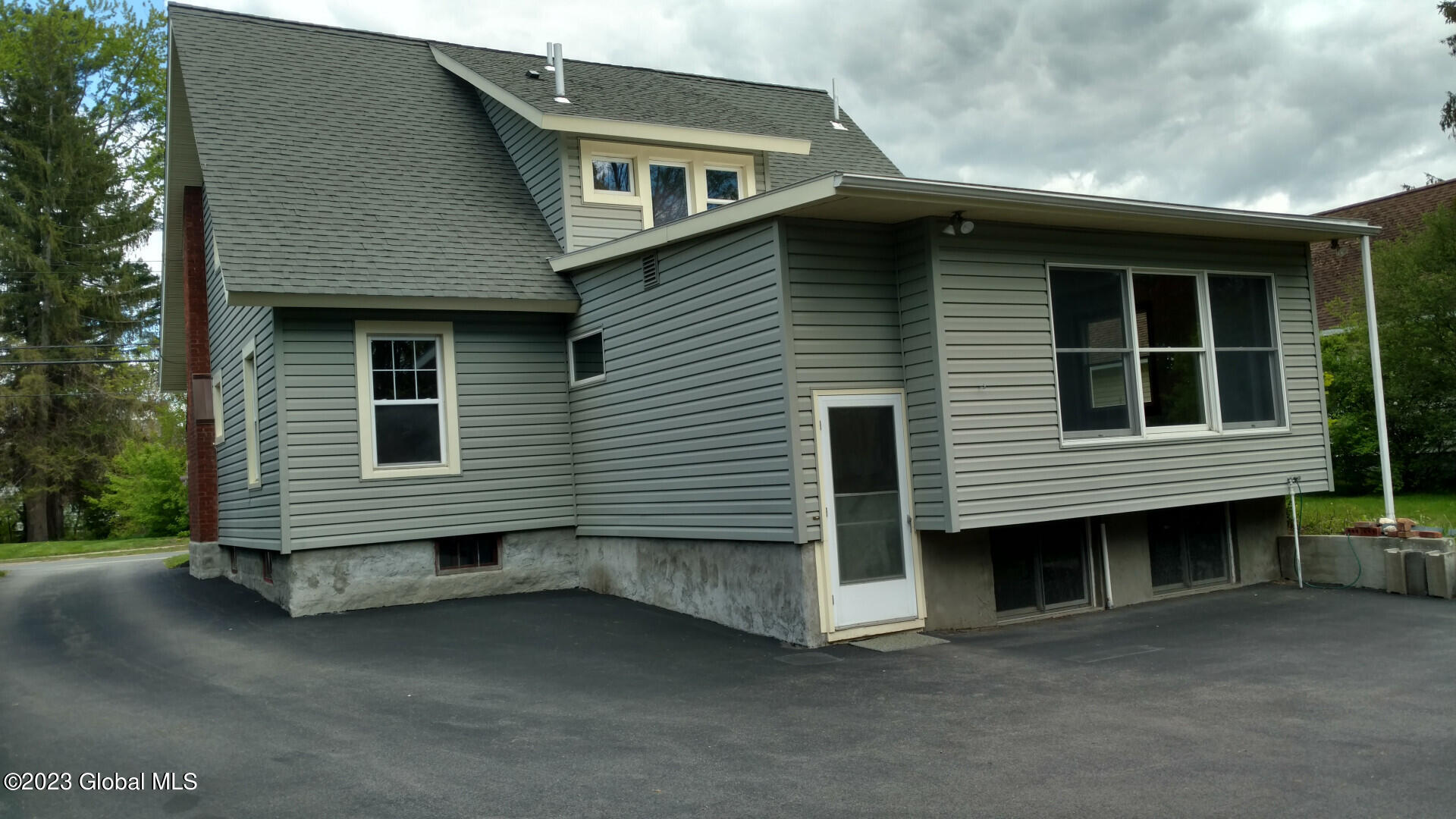 259 Vley Road Scotia, NY 12302 - Photo 3 of 23 259VleyRd_30444_3