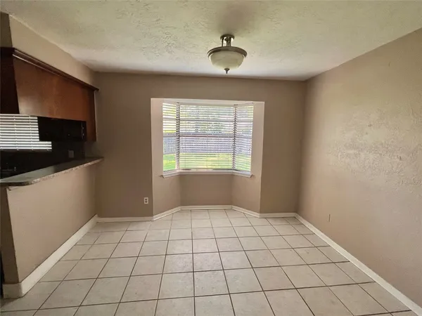 $1,735 | 639 North Starboard Street, Crosby, TX 77532