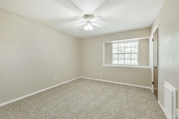 $1,735 | 639 North Starboard Street, Crosby, TX 77532