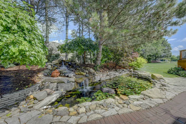 $1,650,000 | 10135 Cherrywood Lane, Munster, IN 46321