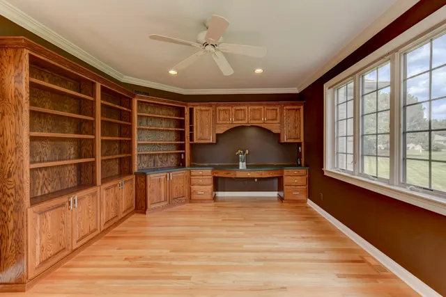 $1,650,000 | 10135 Cherrywood Lane, Munster, IN 46321