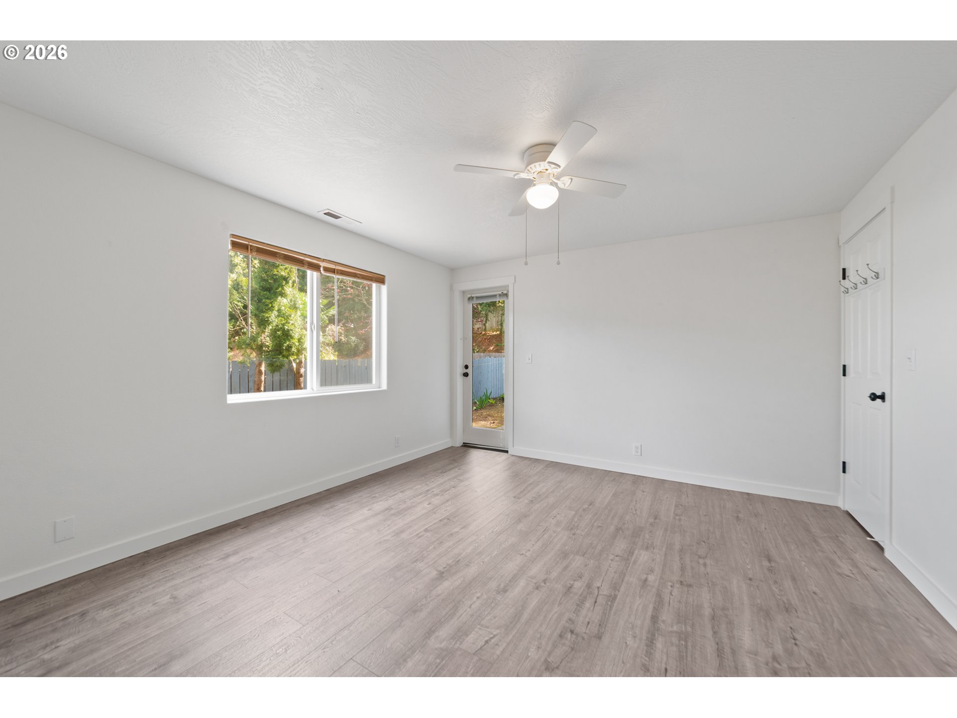 149 73rd Street Springfield, OR 97478 - Photo 27 of 39