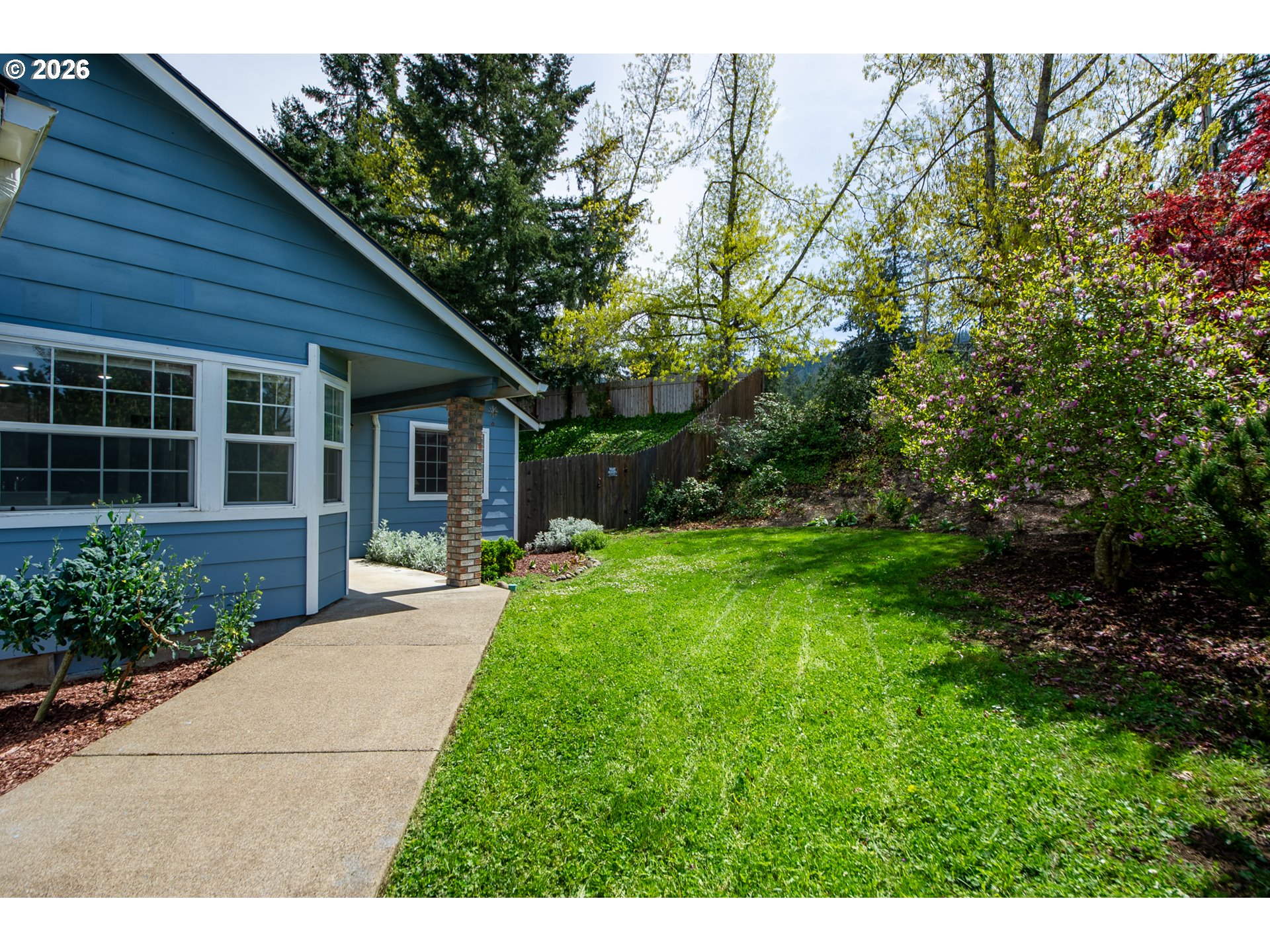 149 73rd Street Springfield, OR 97478 - Photo 7 of 39