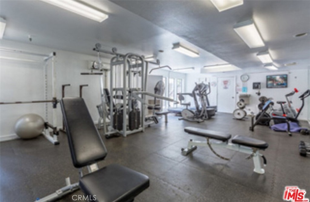 7742 Redlands Street, Unit H3025 Playa del Rey, CA 90293 - Photo 11 of 14 a view of a room with gym equipment