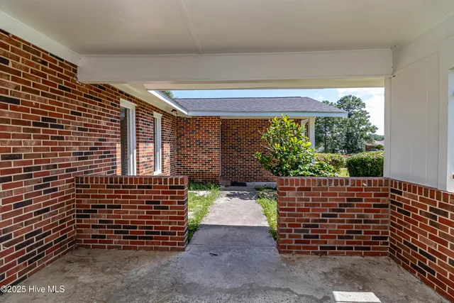 $214,999 | 105 Allison Drive, Dudley, NC 28333