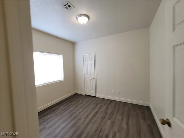 $2,100 | 8240 Aurora Peak Avenue, Las Vegas, NV 89131
