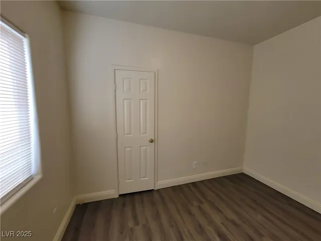 $2,100 | 8240 Aurora Peak Avenue, Las Vegas, NV 89131