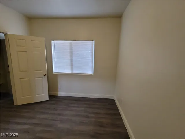 $2,100 | 8240 Aurora Peak Avenue, Las Vegas, NV 89131