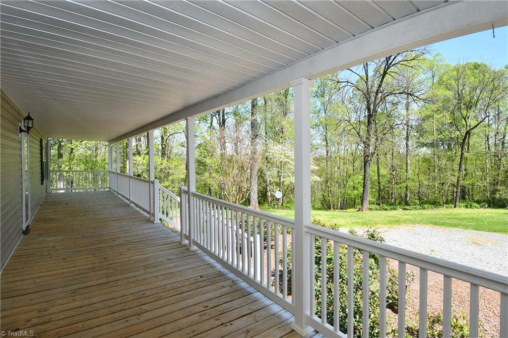 9795 Ellis Road Clemmons, NC 27012 - Photo 2 of 29