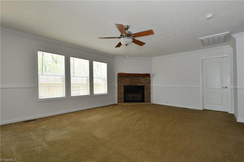 9795 Ellis Road Clemmons, NC 27012 - Photo 3 of 29