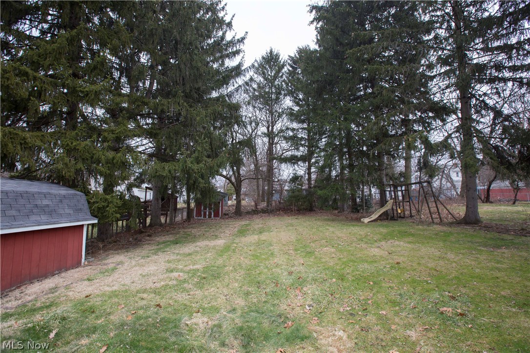 1517 Breiding Road Akron, OH 44310 - Photo 7 of 31
